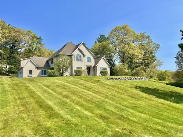 36 Ridge Rd, Hampden, MA 01036