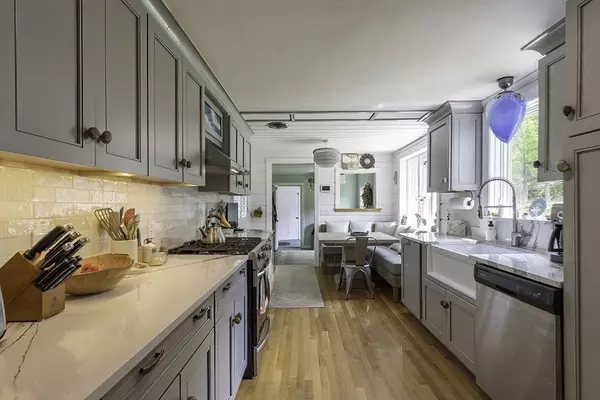 Sunderland, MA 01375,238 North Main St.