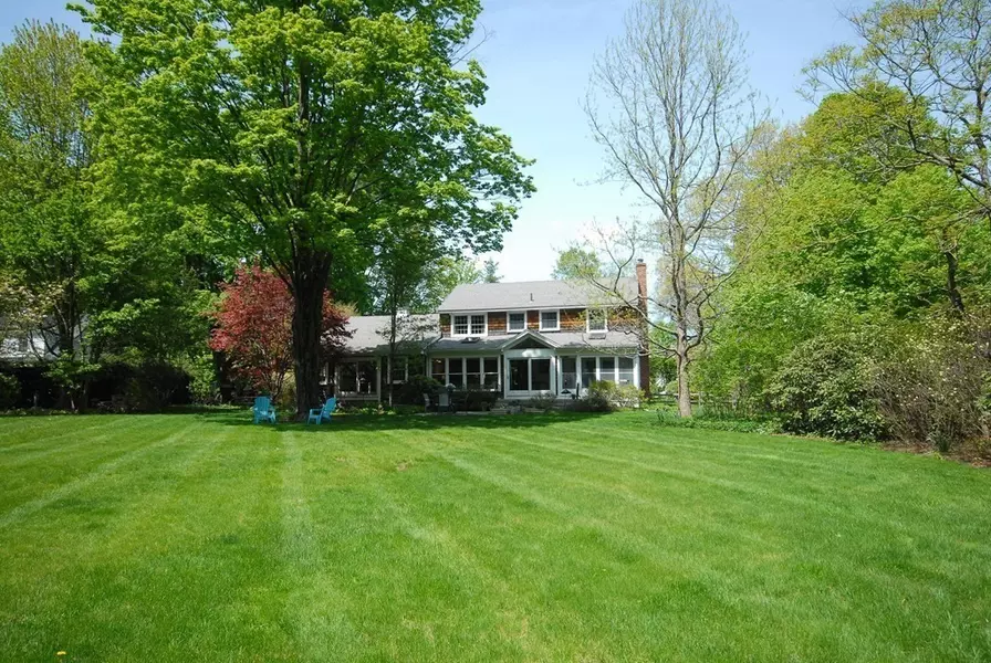 4 Farrar Road, Lincoln, MA 01773