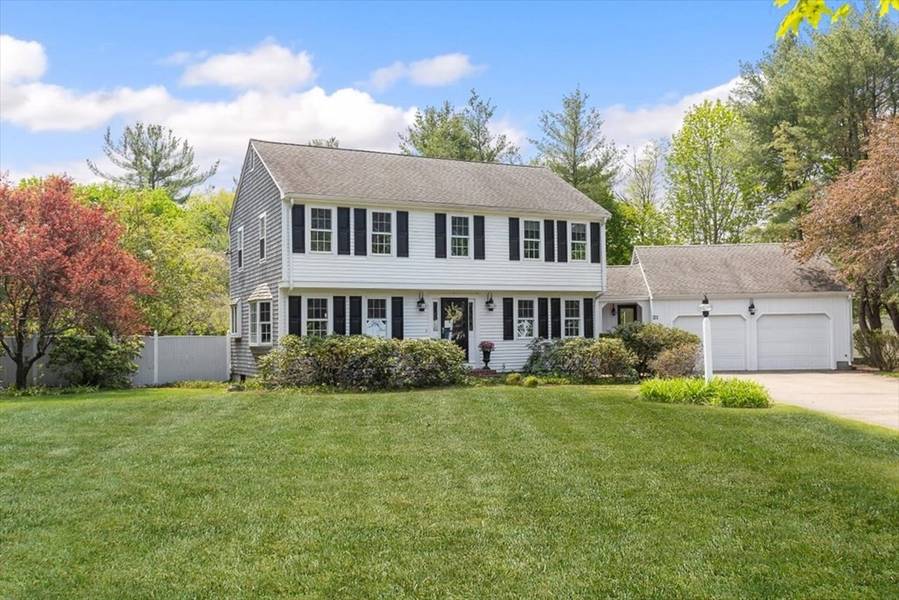 21 Berkley Cir, Hingham, MA 02043