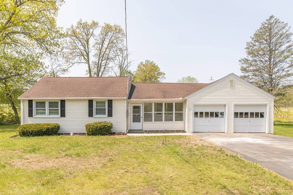 372 Russellville Rd, Westfield, MA 01085