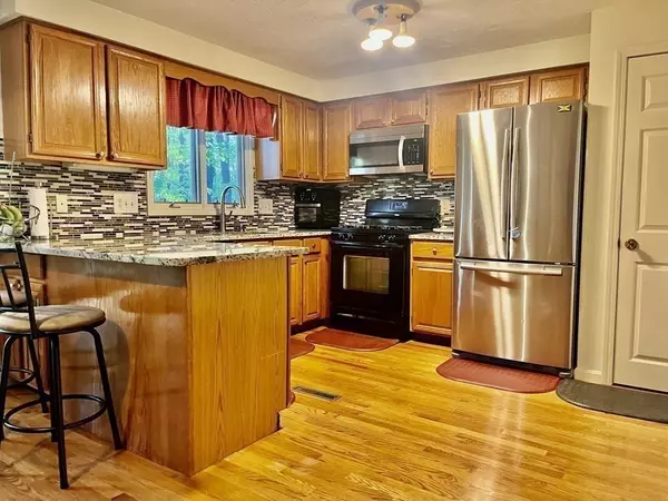 Randolph, MA 02368,5 Bridle Path Cir #H