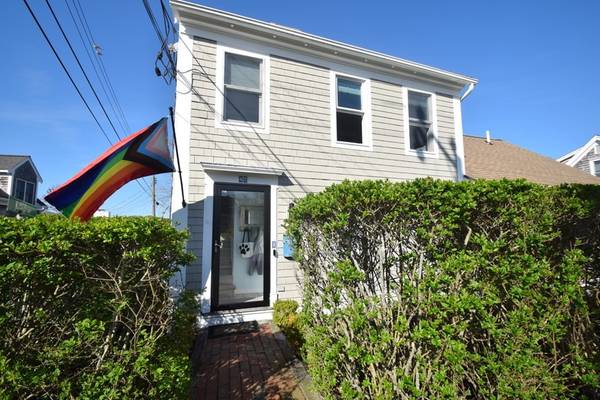 Provincetown, MA 02657,47 Pleasant St #3