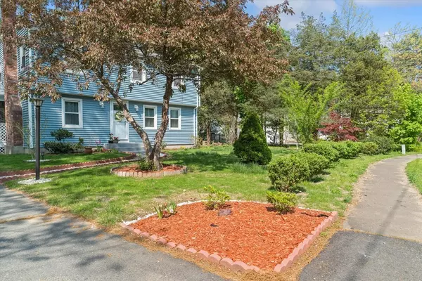 Mansfield, MA 02048,72 Old Farm Rd