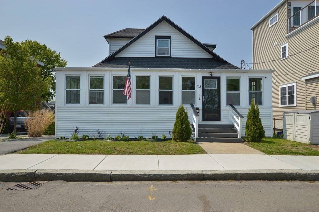 33 Bay View Ave, Winthrop, MA 02152