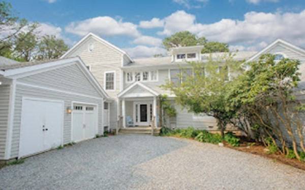 176 Sandpiper Ln #11, Tisbury, MA 02568