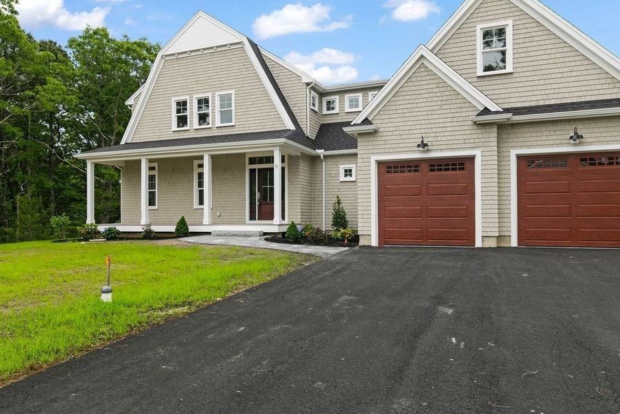 9 Ridgehill Lane, Bourne, MA 02562