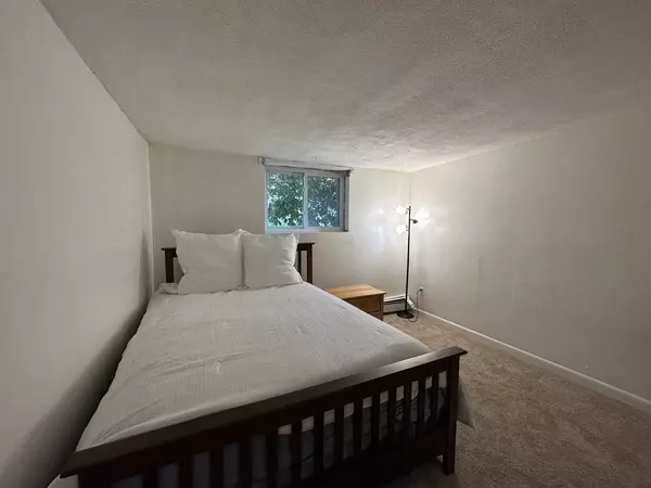 Boston, MA 02467,25 Westgate Road #1