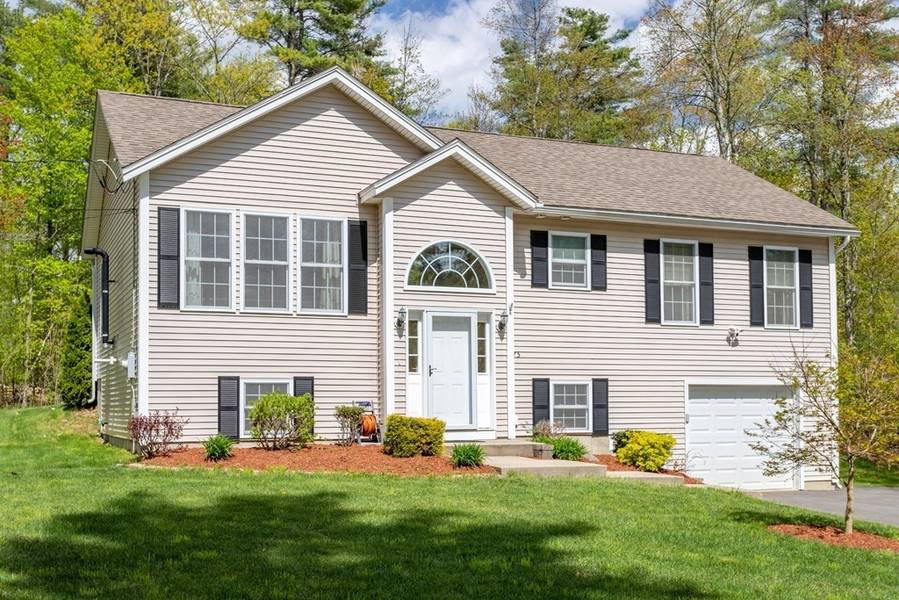 1375 Green St, Gardner, MA 01440