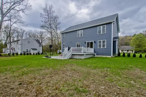 Westfield, MA 01085,43 Gifford Ave