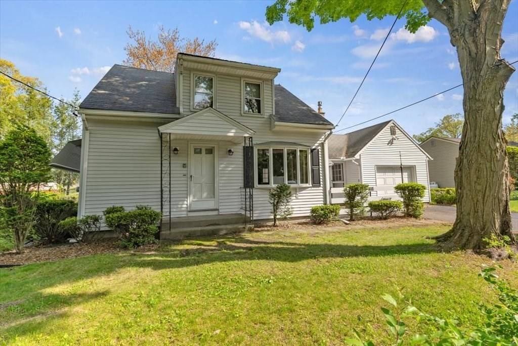 1554 Donohue Rd, Chicopee, MA 01020