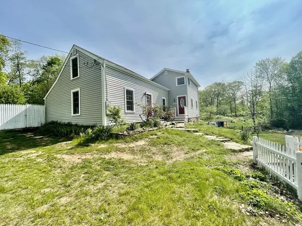 West Brookfield, MA 01585,184 Long Hill Rd