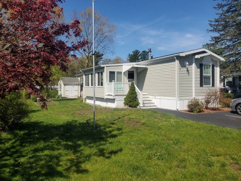 28 Bally Dr, Raynham, MA 02767