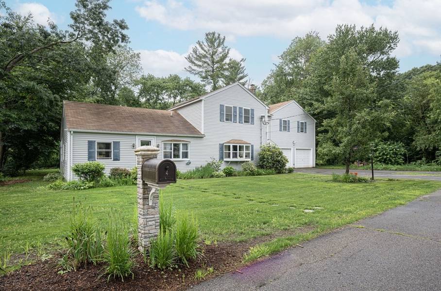 4 Meadow Way, Norton, MA 02766