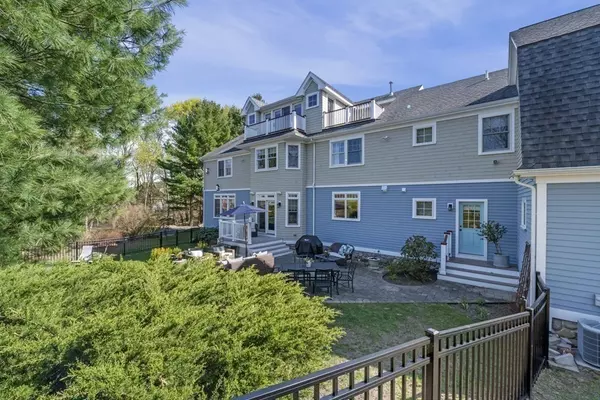 Marblehead, MA 01945,6 Captains Walk Lane