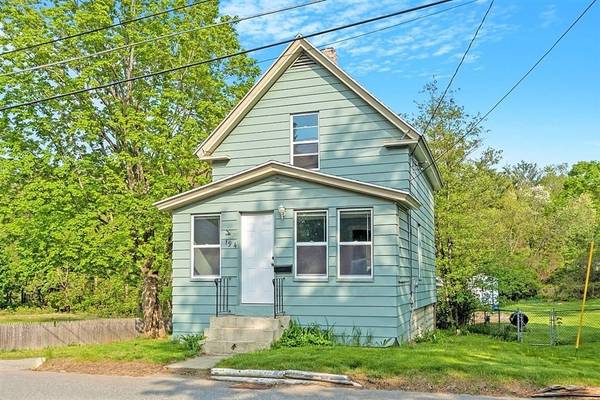 194 Union St, Gardner, MA 01440