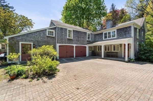 30 Holmes Lane, Milton, MA 02186