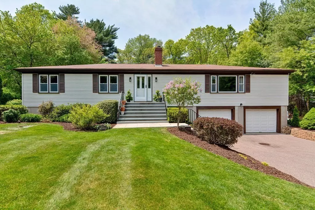 Mansfield, MA 02048,575 Ware St