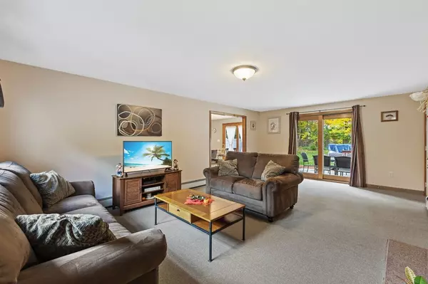 Raynham, MA 02767,44 Apple Blossom Lane