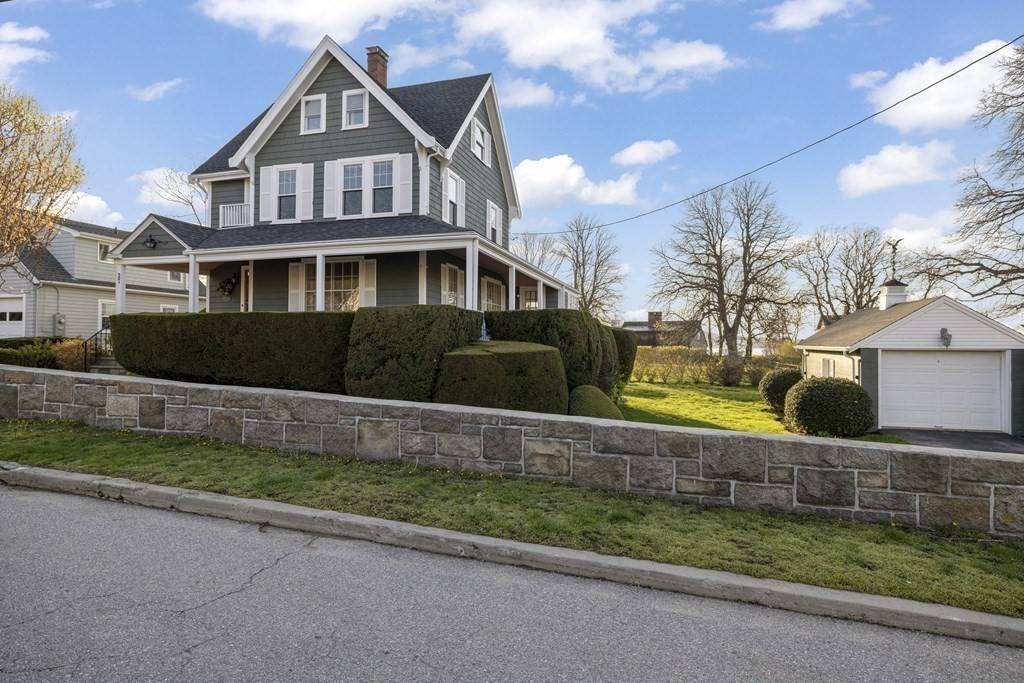Rockport, MA 01966,27 Marmion Way