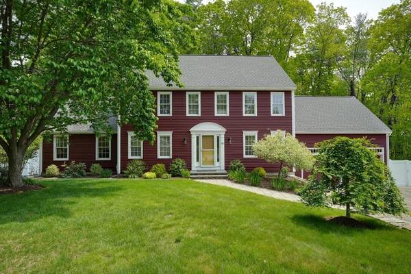 15 Patriot Dr, Northborough, MA 01532