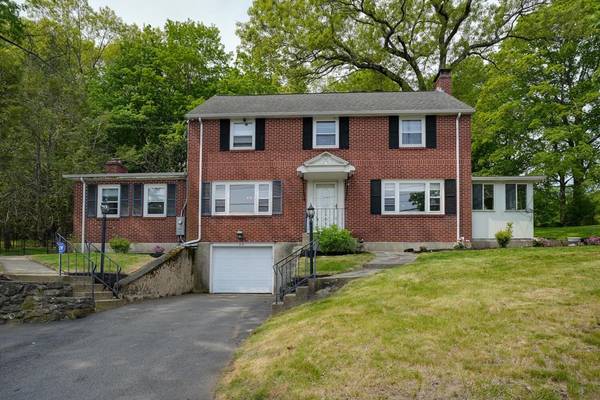 25 Cambridge Rd, Woburn, MA 01801