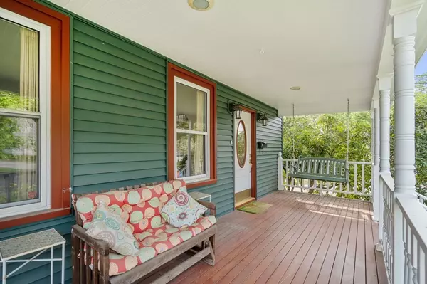 Stoneham, MA 02180,152 Collincote Street