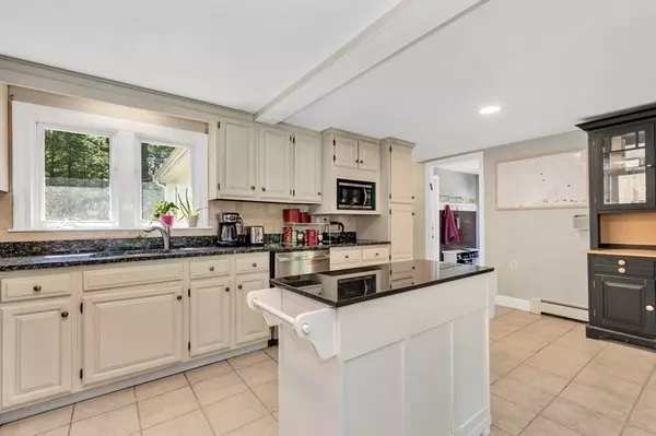 Ashland, MA 01721,49 Woodland Rd