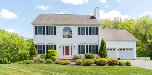 101 Finch Rd, Raynham, MA 02767