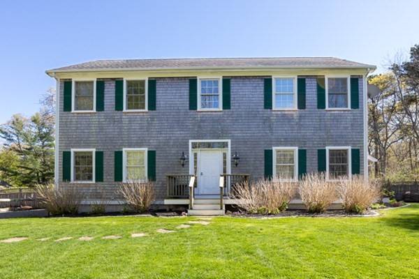 18 Jesse's Way, Tisbury, MA 02568