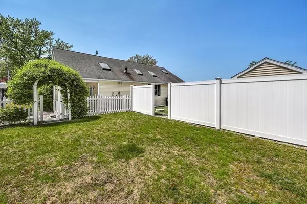 Norton, MA 02766,15 King Philip Road