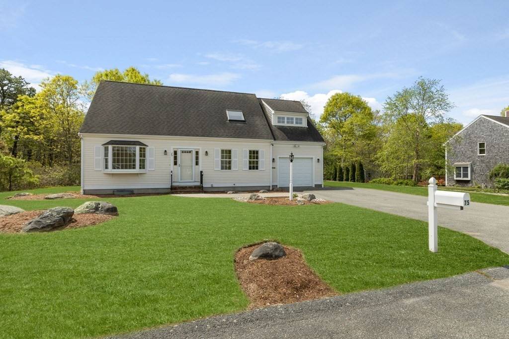 75 Terrence Ave, Falmouth, MA 02536