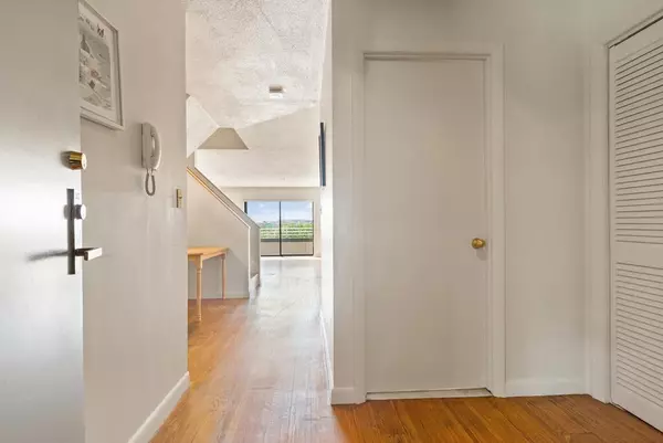Watertown, MA 02472,199 Coolidge Ave #313