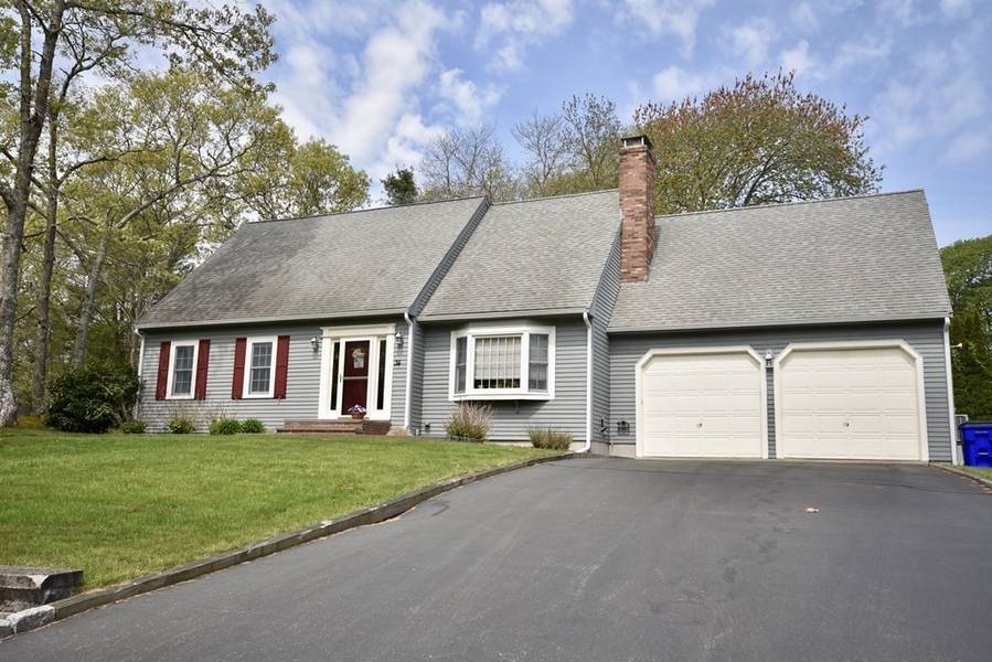 34 Seabreeze Dr, Bourne, MA 02532