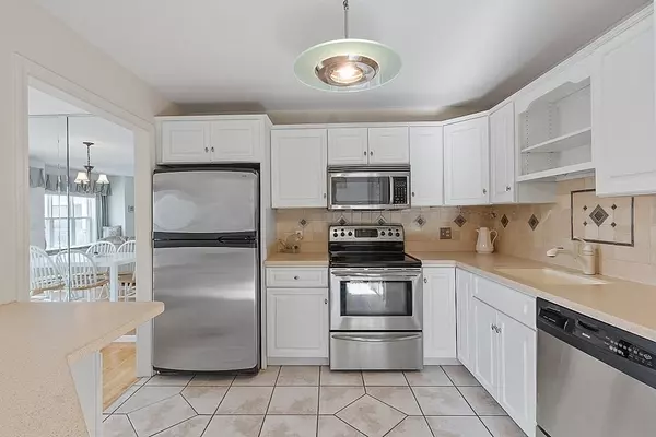Webster, MA 01570,1001 Treasure Island Rd #1001