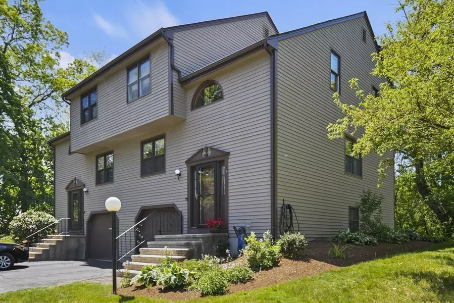 14 Deerfield Court #14, Grafton, MA 01519