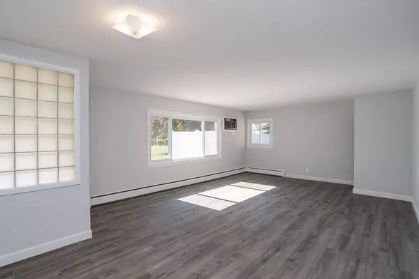 Chicopee, MA 01022,34 Robinridge Rd #34