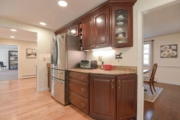 Stow, MA 01775,39 Adams Dr