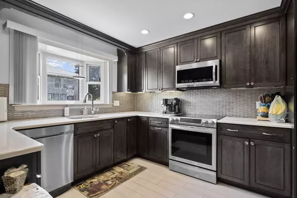 Marblehead, MA 01945,62 Glendale Rd