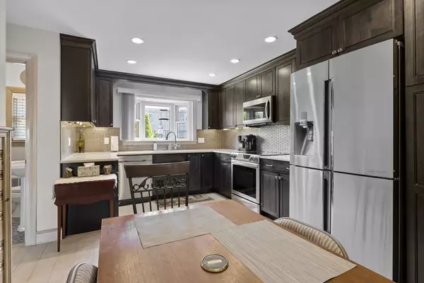 Marblehead, MA 01945,62 Glendale Rd