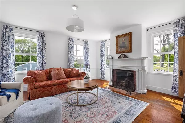 Sutton, MA 01590,651 Central Tpke