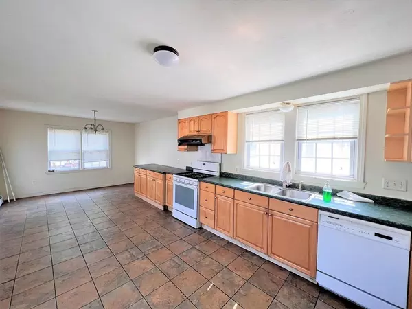 Quincy, MA 02171,11 Appleton St
