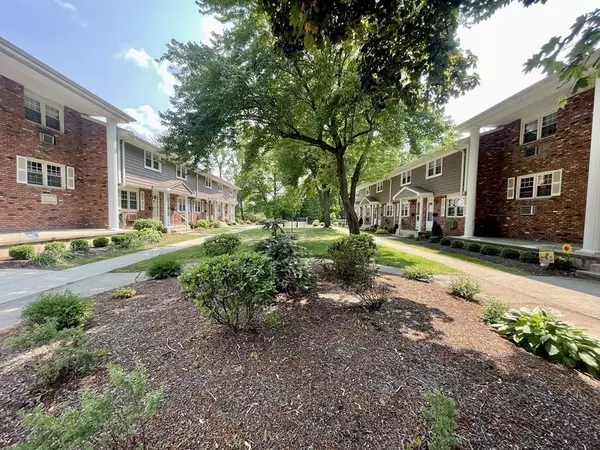 Agawam, MA 01001,418 Meadow St #C6