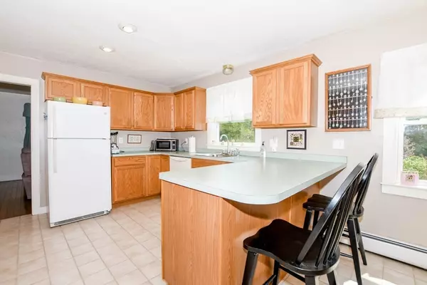 Wareham, MA 02576,6 Old Stagecoach Rd