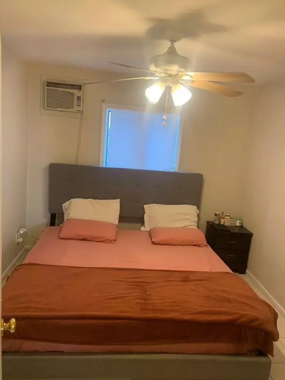 Watertown, MA 02472,180 Waverly #180