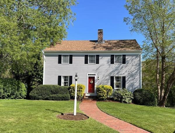 27 Knollwood Drive, Yarmouth, MA 02675