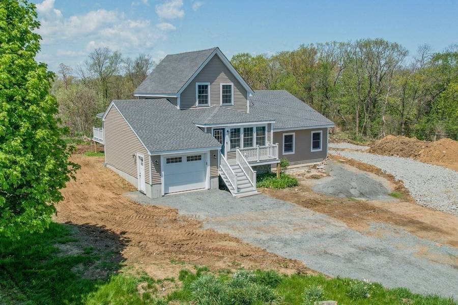 64 Pigeon Hill St, Rockport, MA 01966