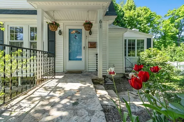 61 Havelock Rd, Worcester, MA 01602