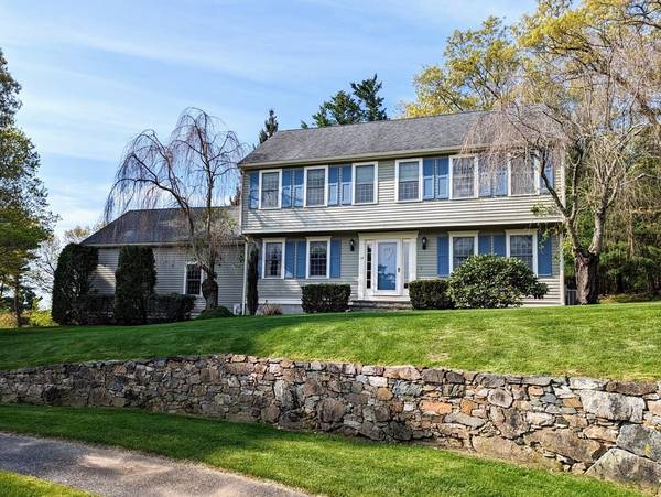 14 Jacob Cobb Ln, Northborough, MA 01532