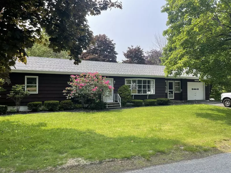 61 Saint John St, North Brookfield, MA 01535